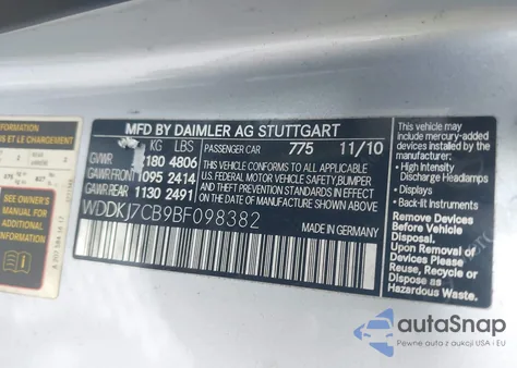 2011 Mercedes-Benz E 550 z USA, uszkodzony, nr VIN WDDKJ7CB9BF098382